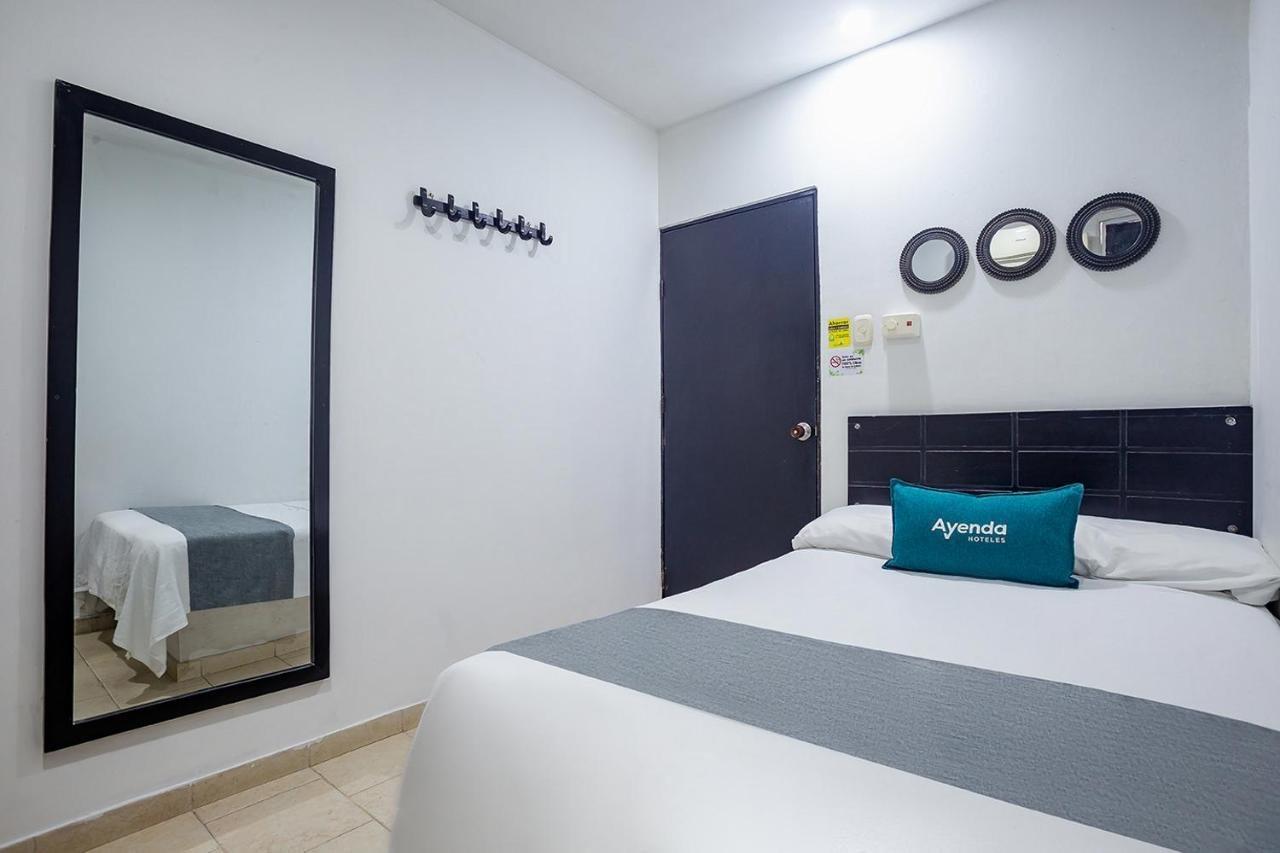מונטריה Ayenda Hotel Alejandria מראה חיצוני תמונה